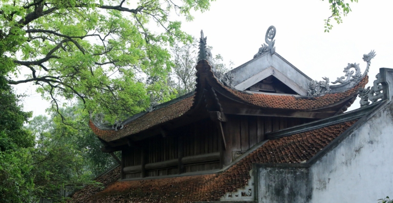 Nguyễn Ðắc Kiên: Chùa nhỏ Làng tôi*