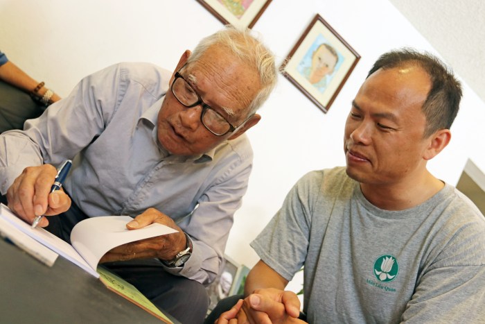 Doãn Quốc Sỹ: Vào Thiền | Giai Thoại Tùy Bút