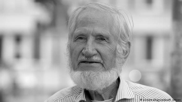 Nguyễn Hữu Huấn: Dr. Rupert Neudeck, người đã cứu 11.300 người Việt trên biển Đông